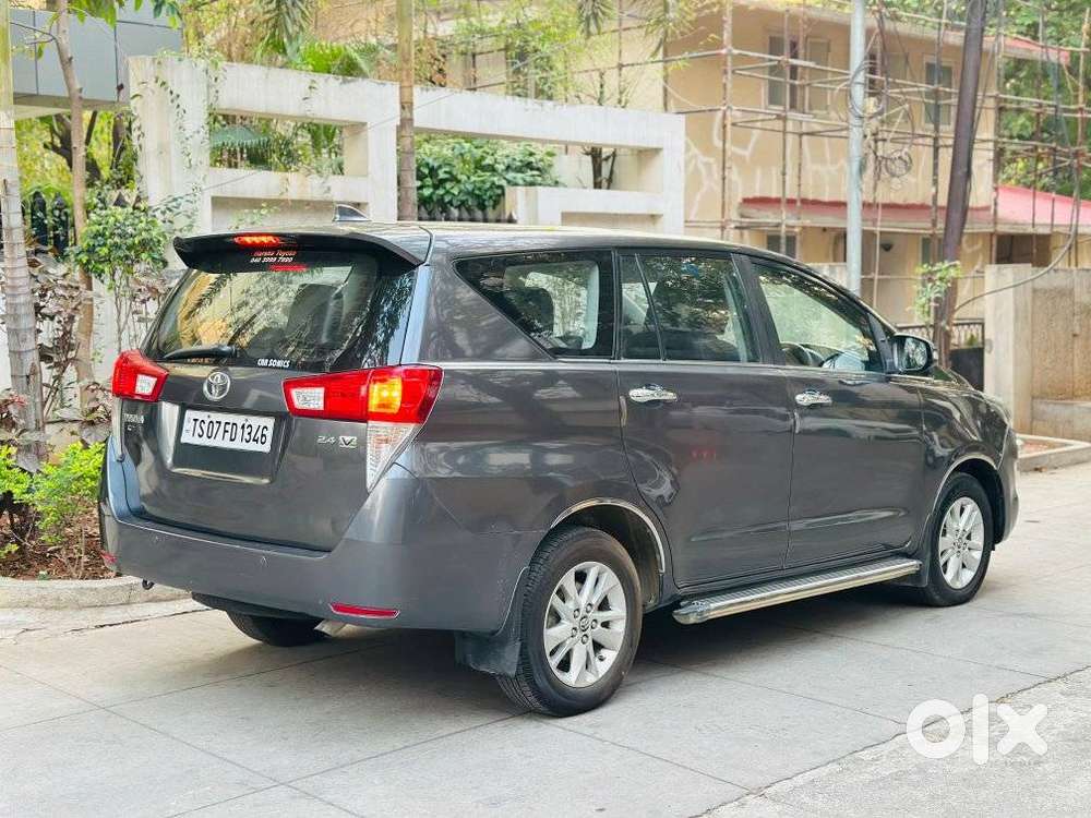 Toyota Innova Crysta 2.4 V 7 Str, 2016, Diesel