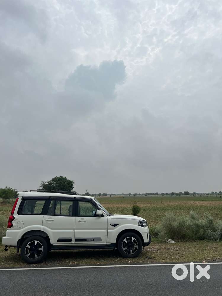 Mahindra Scorpio Classic 2023