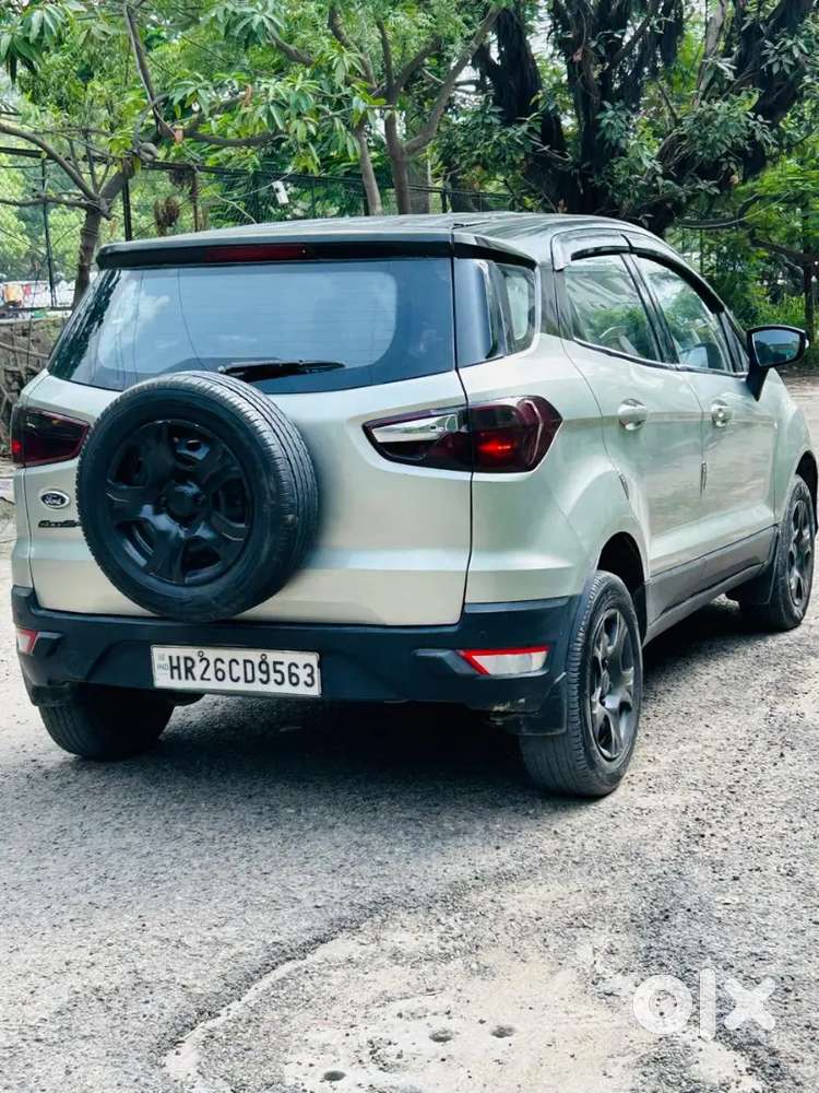 Cng Ecosports In Superb Condition.