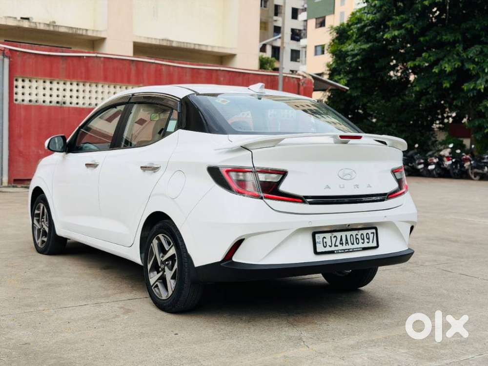 Hyundai Aura 1.2 Sx Cng, 2023, Cng & Hybrids