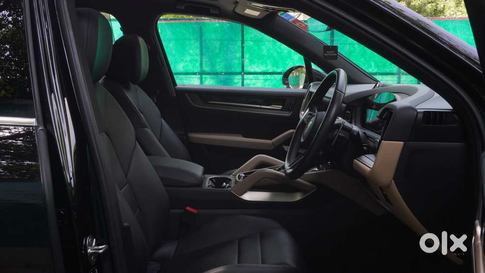 Porsche Cayenne S, 2025, Petrol