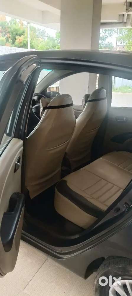 Hyundai I10 2013 Petrol 75000 Km Driven