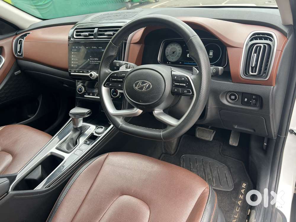 Hyundai Alcazar 2.0 Platinum (o) Petrol At 6 Str, 2022, Petrol