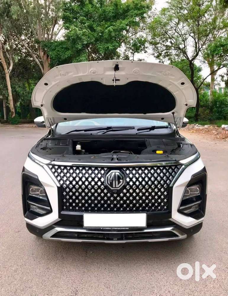 Mg Hector Plus Savvy Pro 1.5 Turbo Petrol Cvt 6 Str, 2024, Petrol