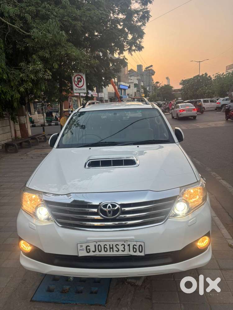 Toyota Fortuner 2011-2016 4x4 Mt, 2014, Diesel