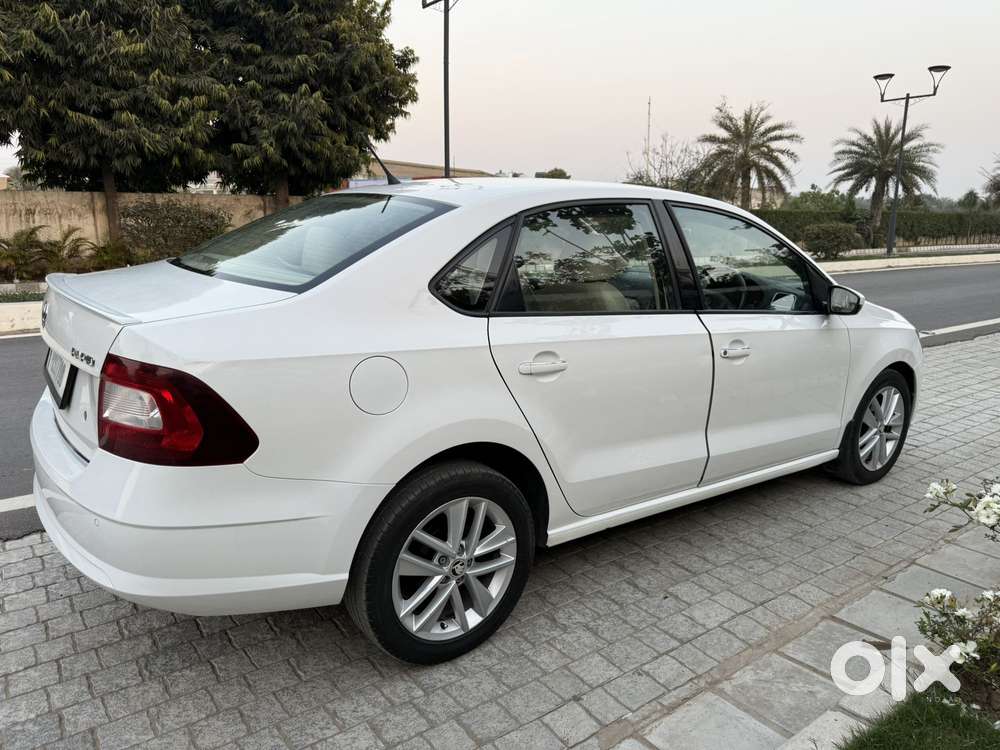 Skoda Rapid [2016-2020] 1.5 Style Plus Tdi At, 2018, Diesel