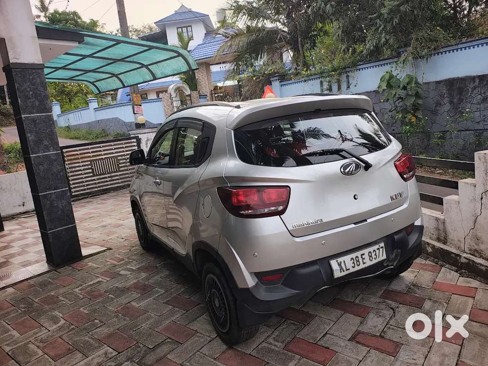 Mahindra Kuv 100 2016 Variant