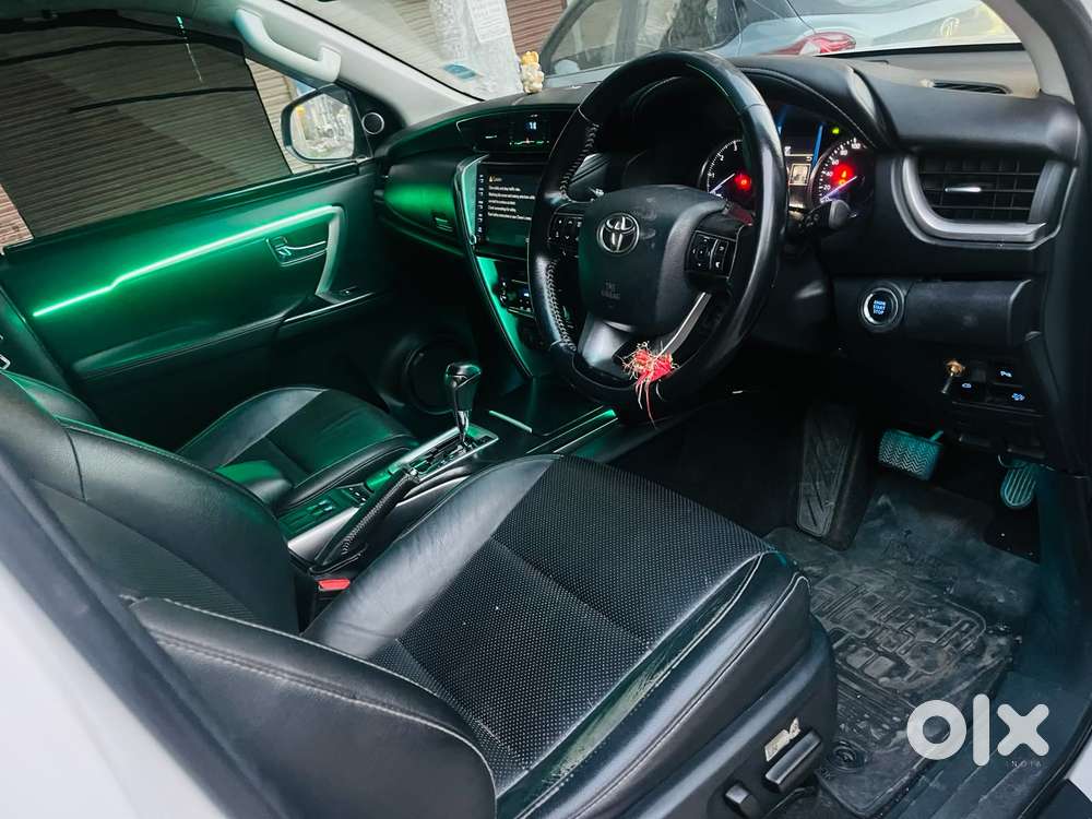 Toyota Fortuner 4x2 At 2.8 Diesel, 2021, Diesel