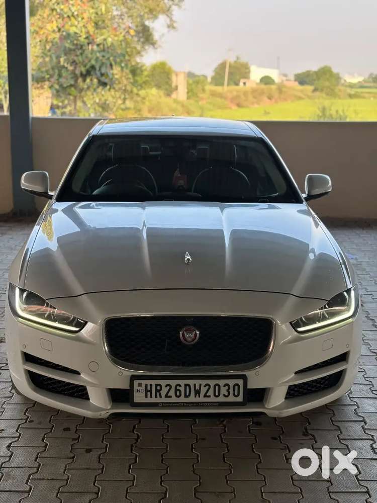 Jaguar Xe Portfolio 2019