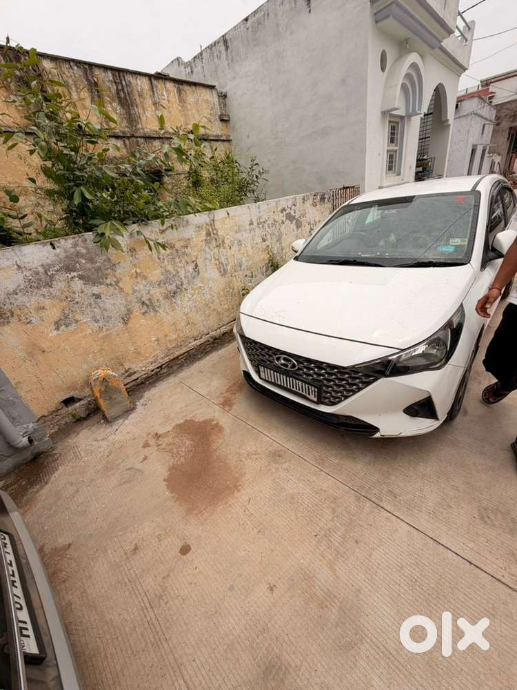 Hyundai Verna Diesel 122000 Km Driven