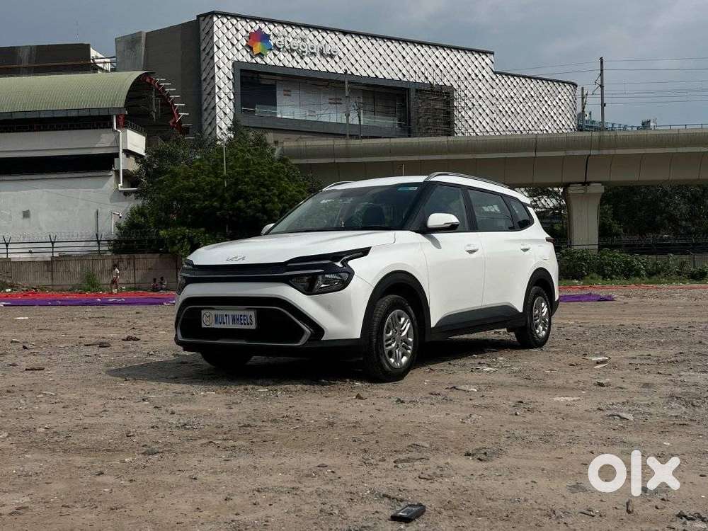 Kia Carens 1.5 Prestige 7 Str, 2023, Petrol