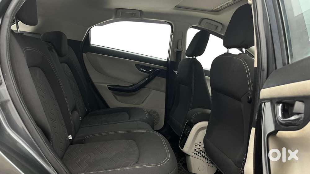 Tata Nexon 1.2 Revotron Xza Plus Premium, 2021, Petrol