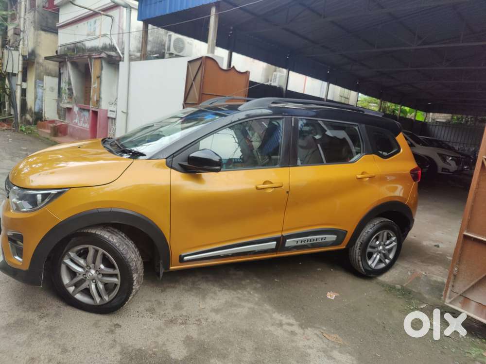 Renault Triber 1.0 Rxz Dual Tone, 2022, Petrol
