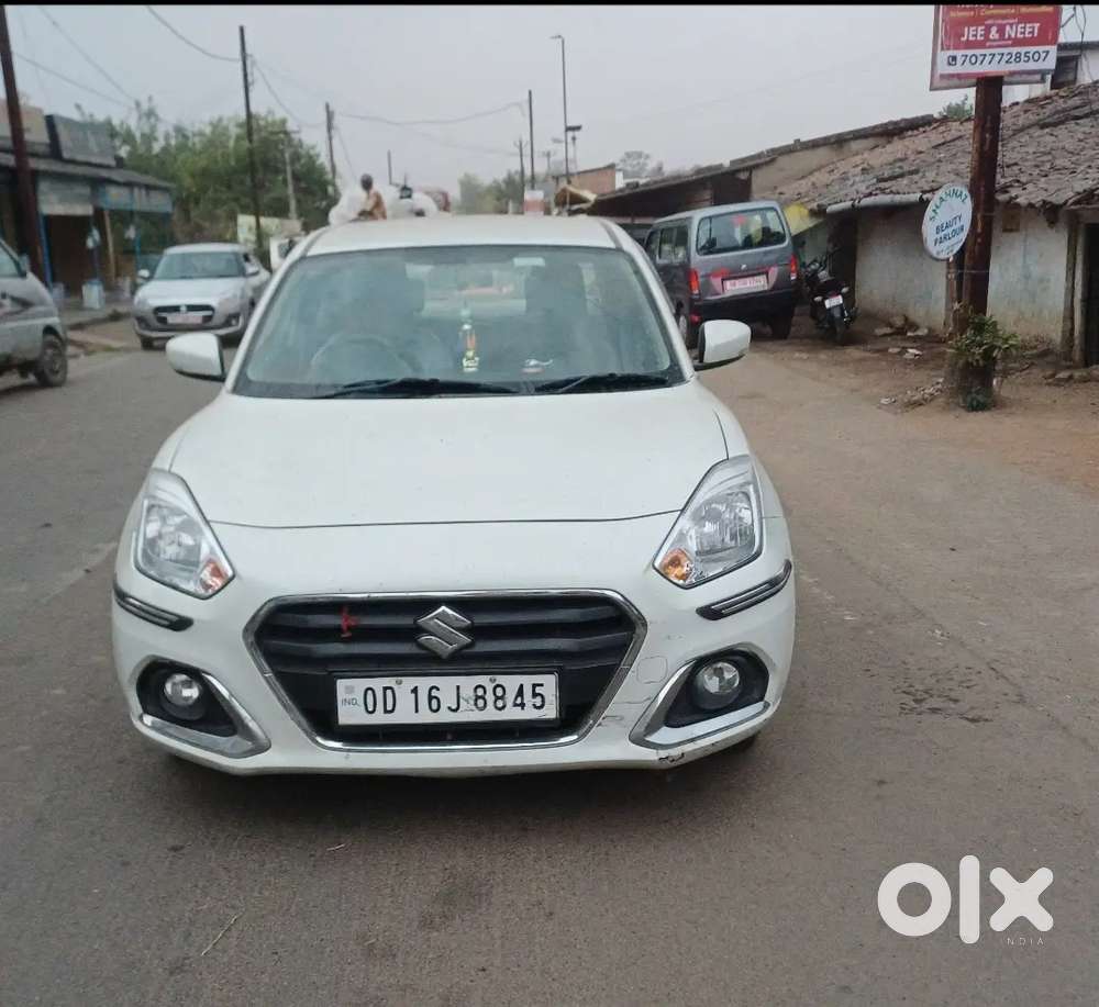 Maruti Suzuki Dzire 2022 Middle Petrol