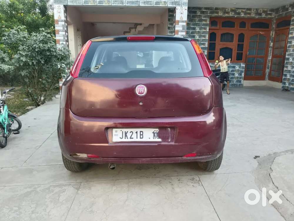 Fiat Punto Pure 2014 Diesel 100000 Km Driven Powerfull Vehicle