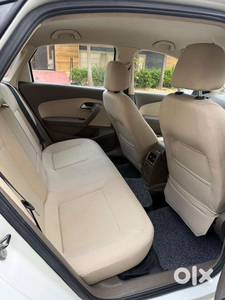 Skoda Rapid Elegance 1.6 Tdi Cr Manual, 2014, Diesel