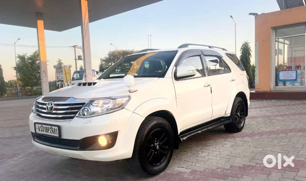 Toyota Fortuner 2014 Diesel 143000 Km Driven