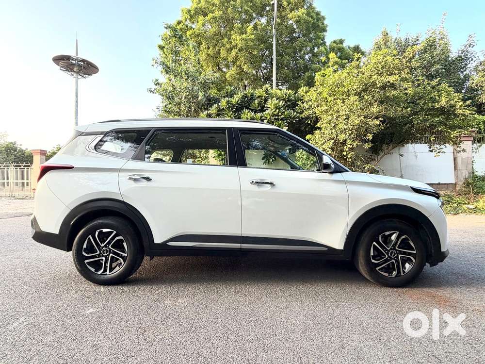Kia Carens G1 4.6mt Luxury Plus 7, 2022, Petrol