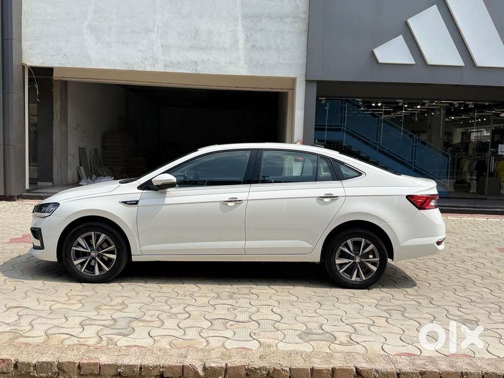 Skoda Slavia Style Matte 1.0 Tsi At, 2022, Petrol