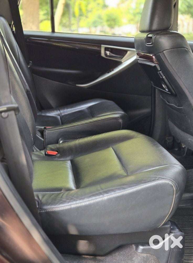 Toyota Innova Crysta 2.4 Zx Mt, 2018, Diesel