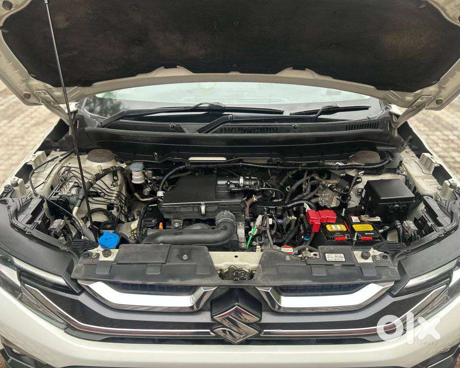 Maruti Suzuki Brezza 1.5 Lxi Cng, 2024, Cng & Hybrids