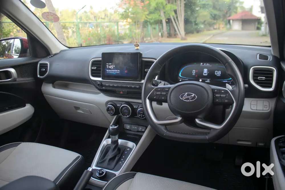 Hyundai Venue Sx(o) Turbo Dct 2023  Top Variant  Excellent Condition