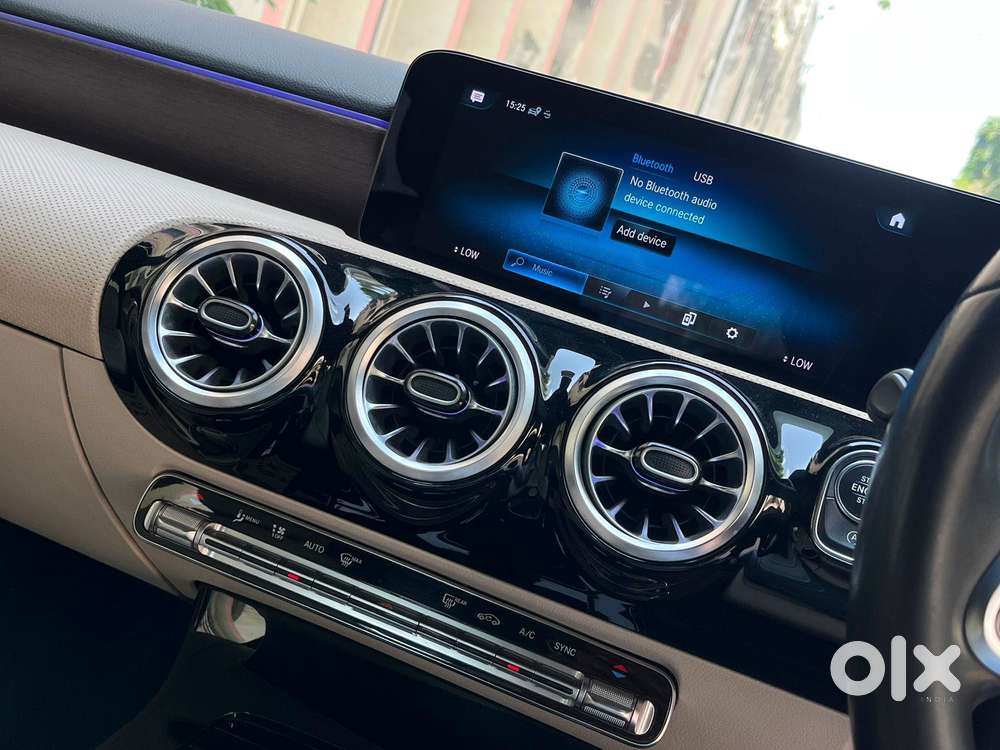 Mercedes-benz A-class Limousine 200, 2023, Petrol