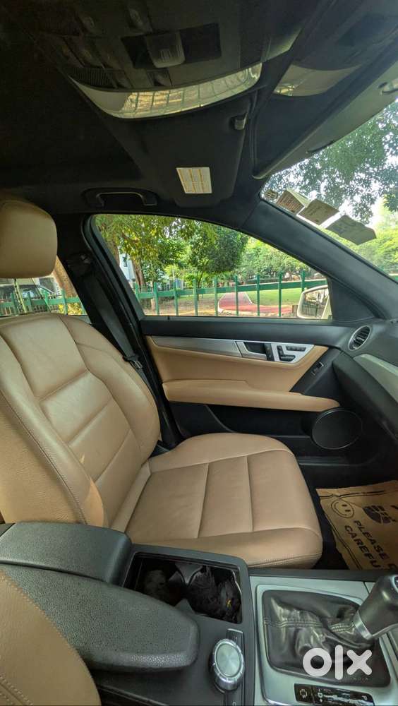 Mercedes-benz C200 Cgi Avantgarde | Just 21,000 Kms | Rare Low-mileage