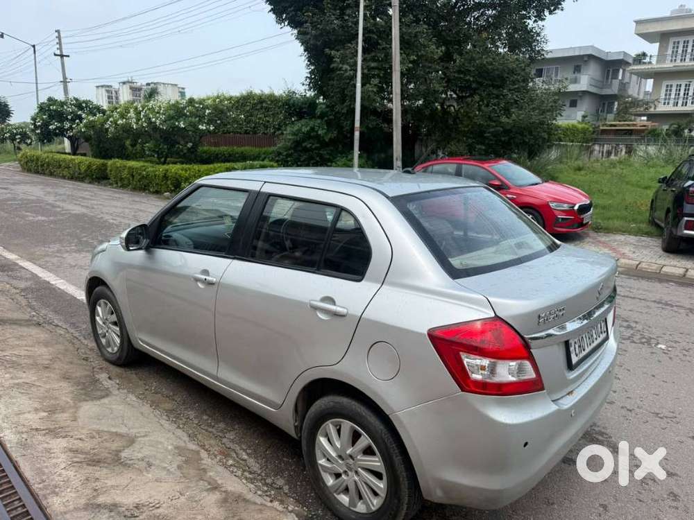 Maruti Suzuki Dzire 1.2 Zxi, 2015, Petrol