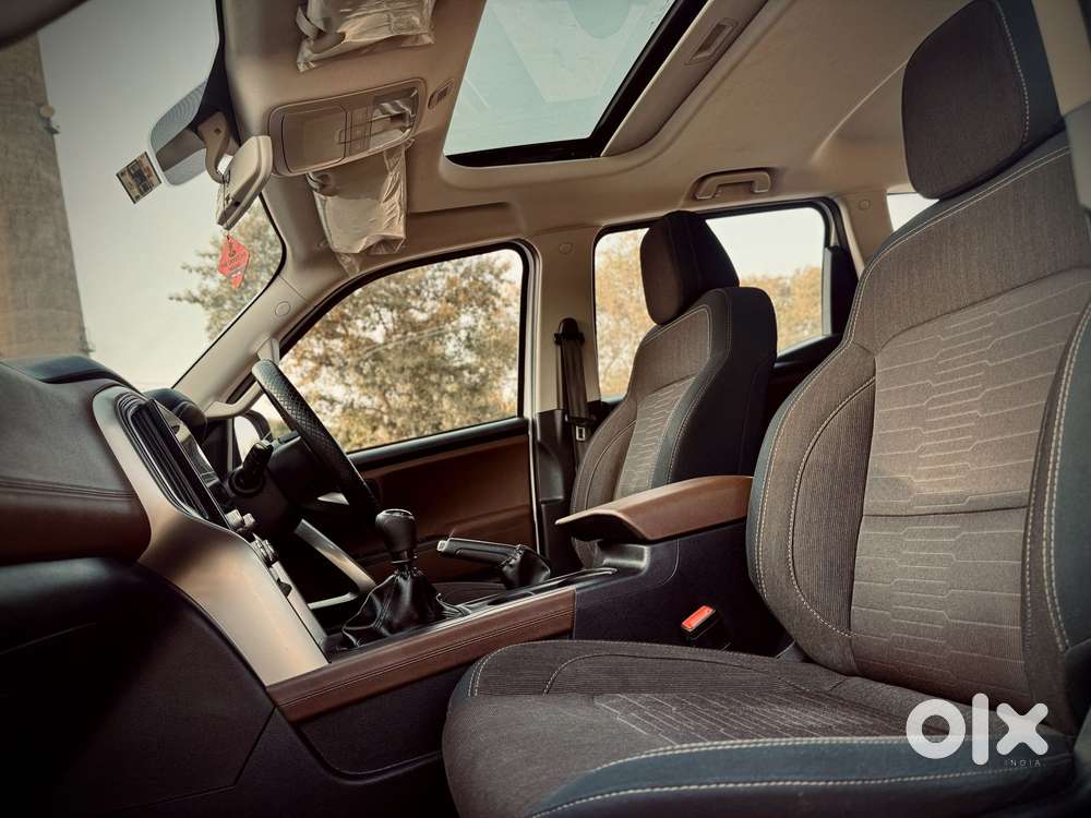 Mahindra Scorpio-n 2.2 Z6 Diesel Mt 7 Str, 2024, Diesel