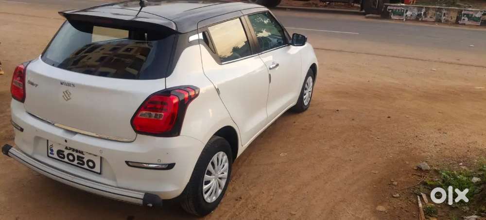 Maruti Suzuki Swift Vxi 2022