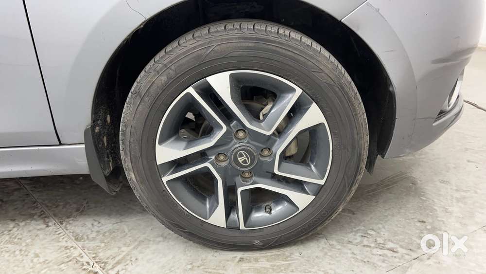 Tata Tigor Xza, 2018, Petrol
