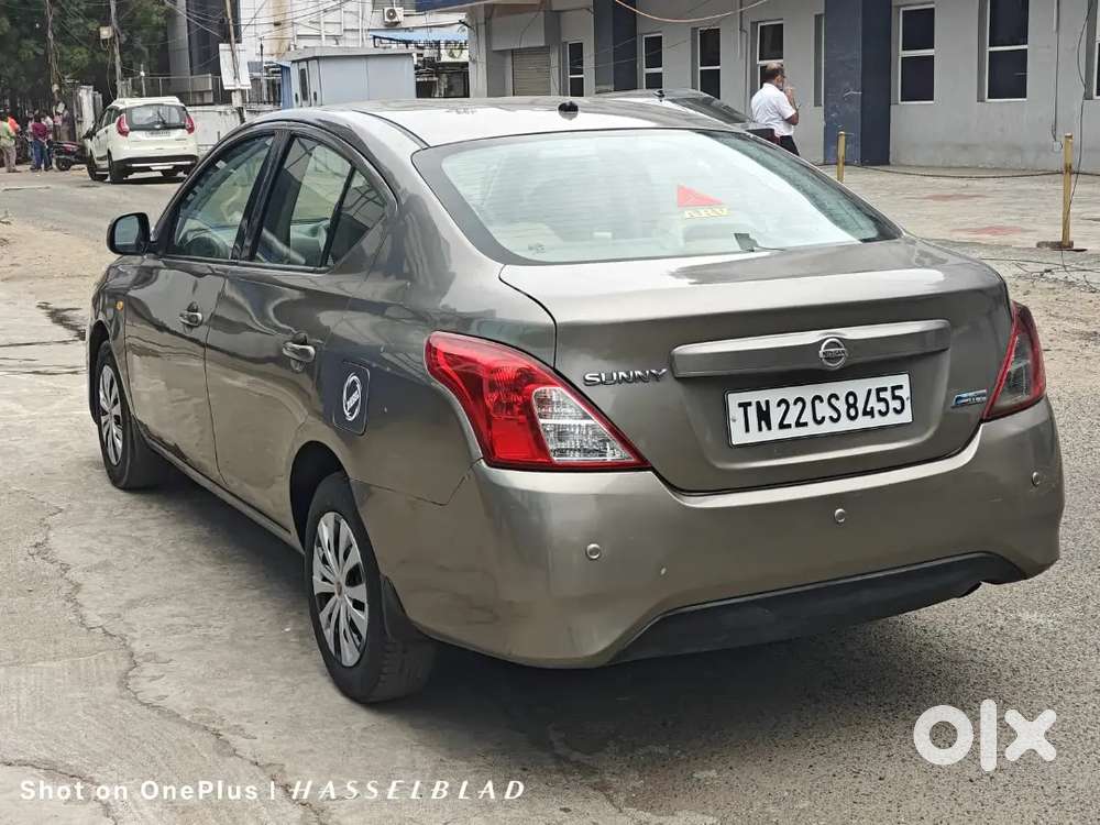 Nissan Sunny Diesel 2015