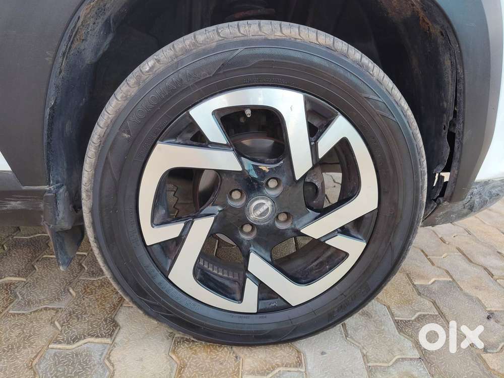 Nissan Magnite 1.0 Xv Premium Turbo (o), 2022, Petrol