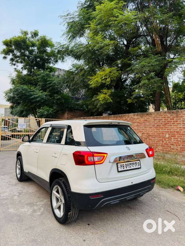 Maruti Suzuki Brezza 1.5 Lxi Smart Hybrid, 2020, Petrol