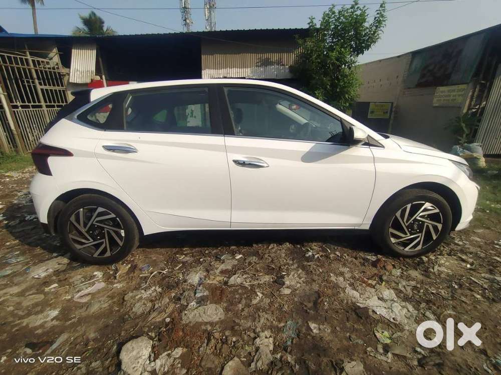Hyundai New I20 1.5 Asta (o) Mt, 2025, Petrol