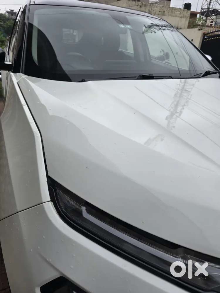 Tata Harrier 2.0 Diesel 2022 Sunroof Dual Tone