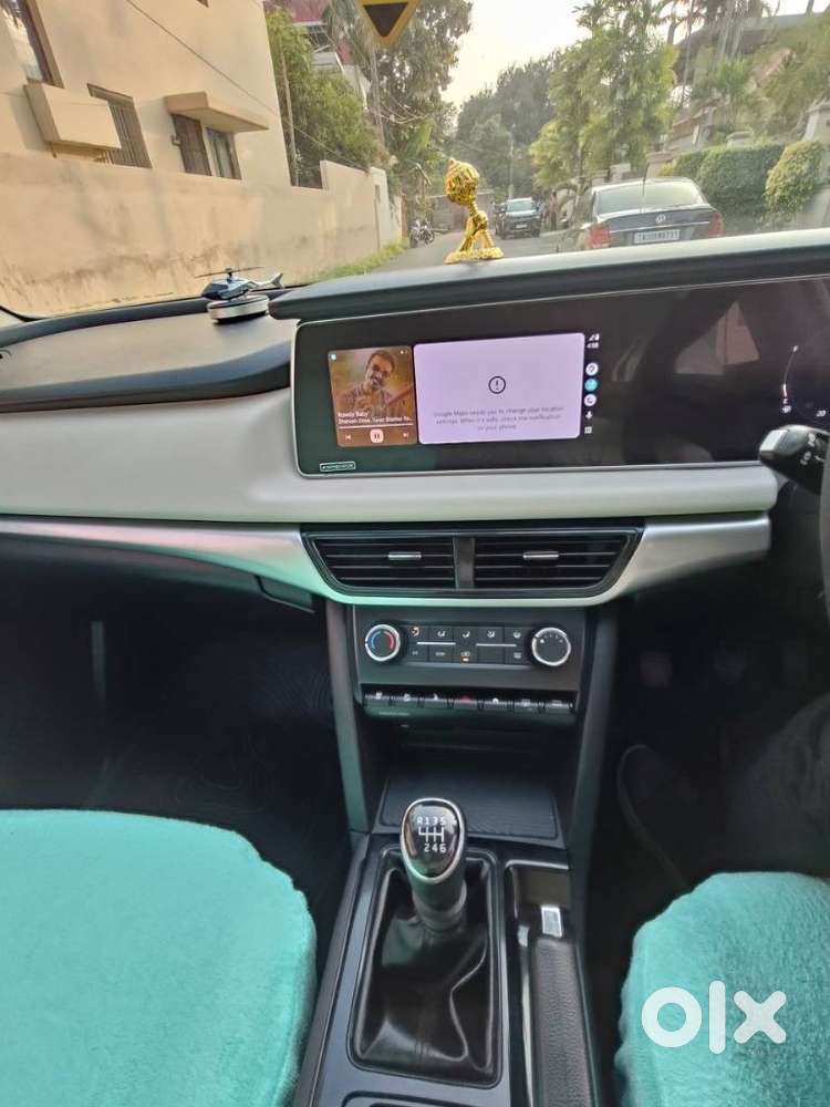 Mahindra Xuv700 2.2 Ax 5 Diesel Mt 7 Str, 2022, Diesel