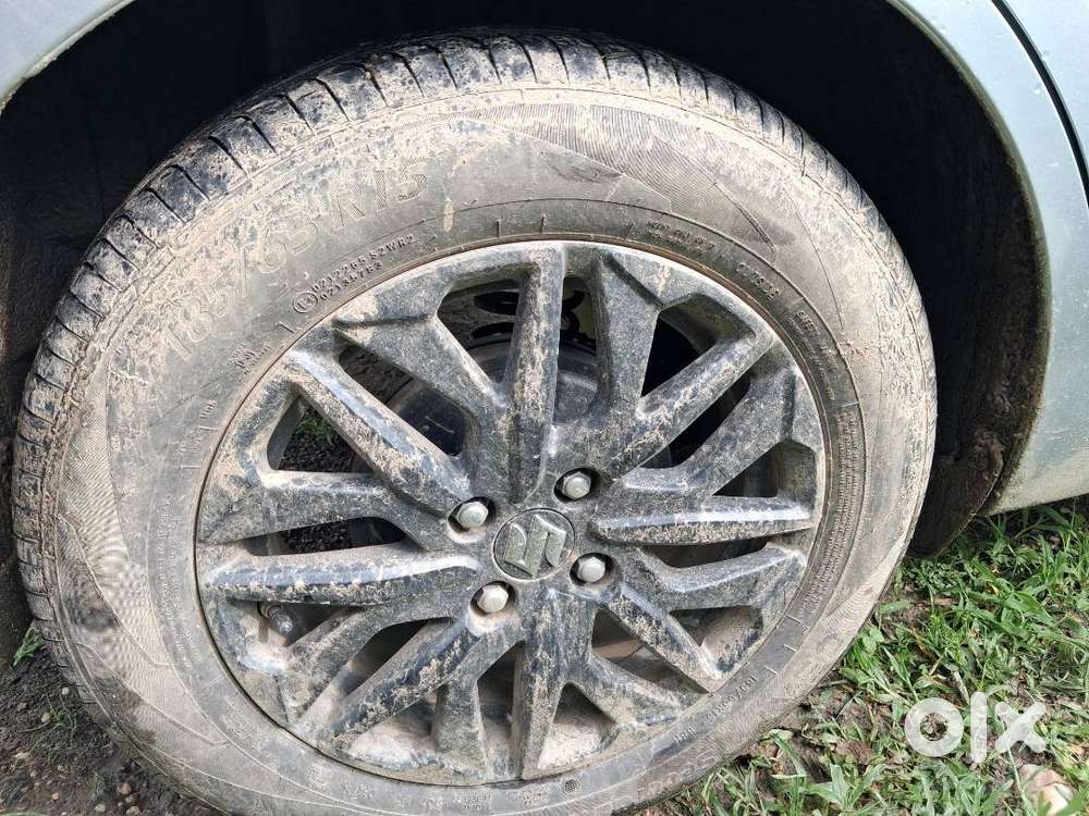 Maruti Suzuki Dzire 2025 Petrol 11800 Km Driven