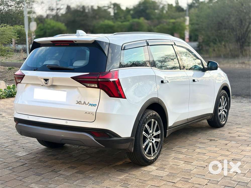 Mahindra Xuv700 2.2 Ax 7 Diesel At Luxury Pack Str Awd, 2025, Diesel