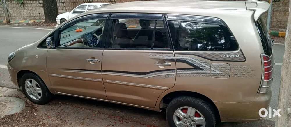 Toyota Innova 2.5 V 2006 Mh Reg 4th Owner.