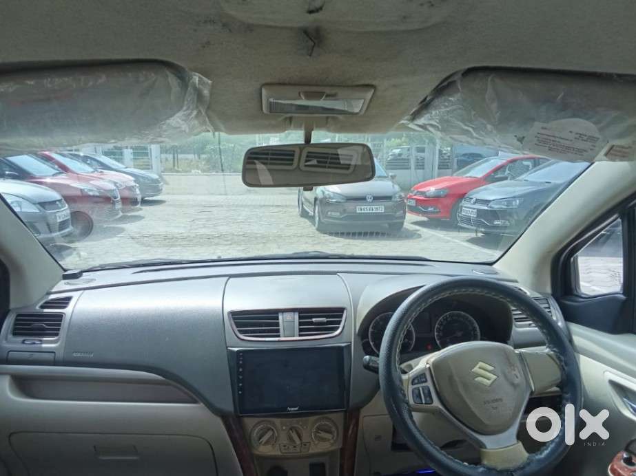Maruti Suzuki Ertiga 1.3 Zdi Plus, 2013