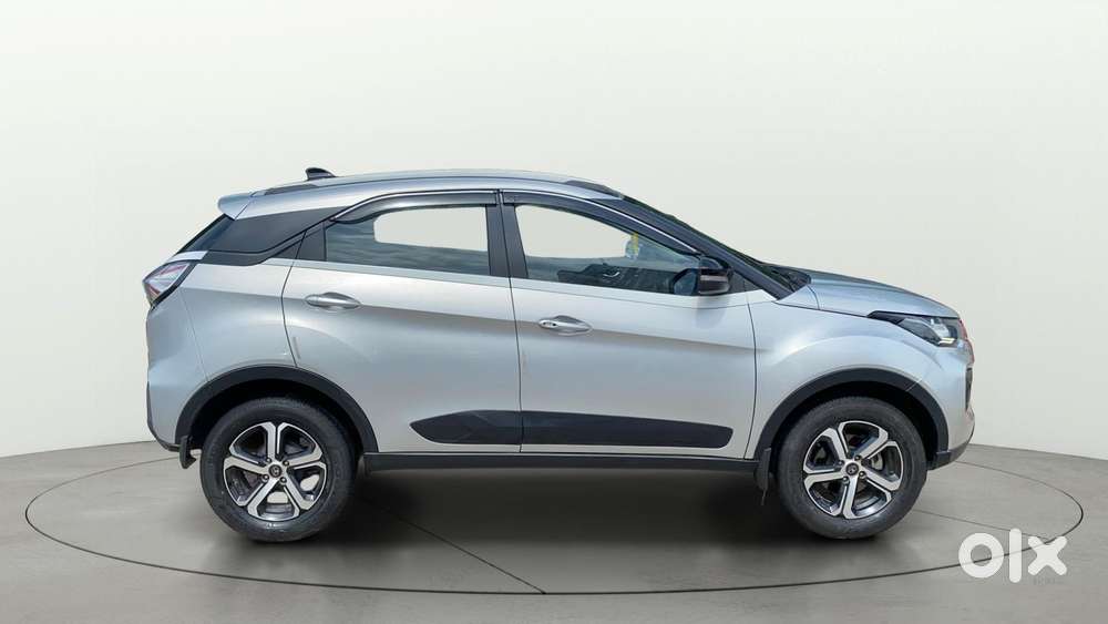Tata Nexon 1.2 Revotron Xza Plus, 2021, Petrol