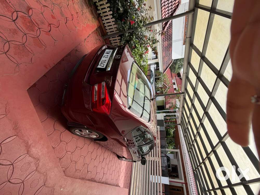 Honda City E