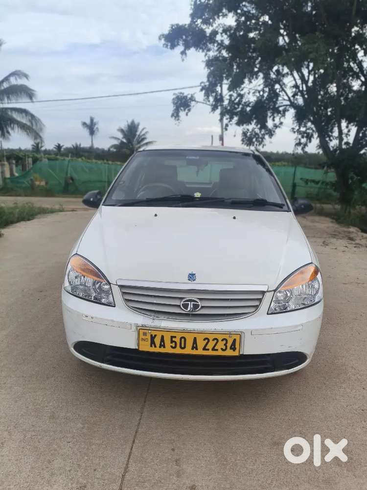 Tata Indica eV2 2015 LS in good condition doesn't make time pass