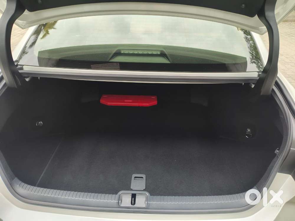 Lexus Es 300h, 2024, Petrol