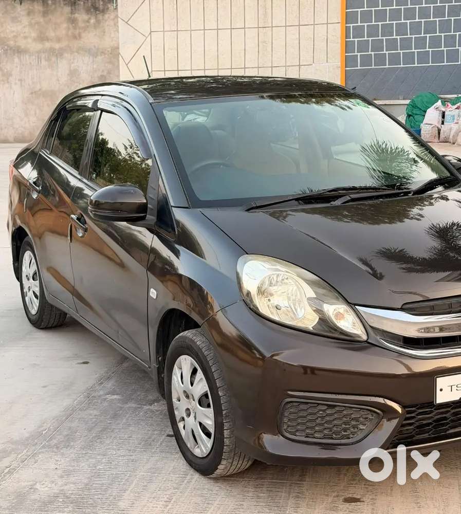 Honda Amaze 1.2 Petrol (model:2016)kms:78 Thousand Driven