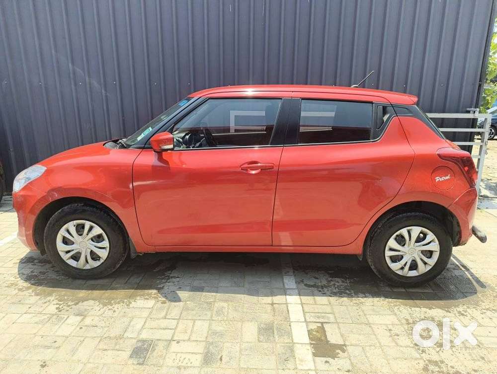 Maruti Suzuki Swift Vxi Abs Bsiv, 2021, Petrol