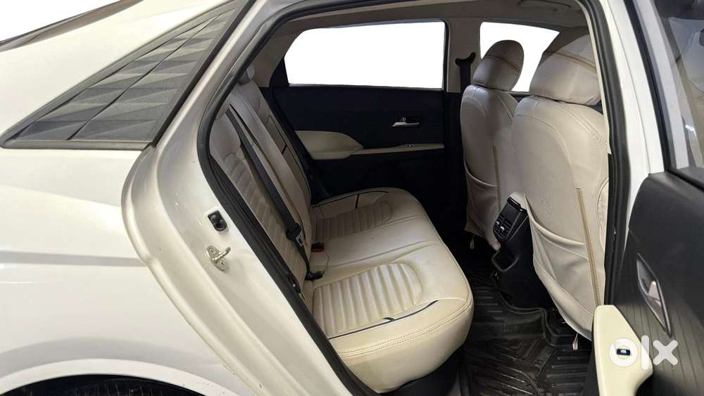 Hyundai Verna 1.5 S Petrol Mt, 2024, Petrol
