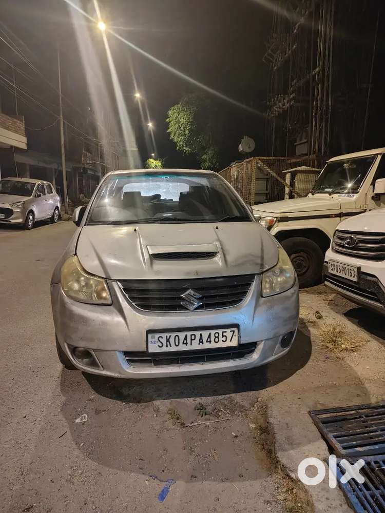 Maruti Suzuki Sx4 Petrol Automatic 2012